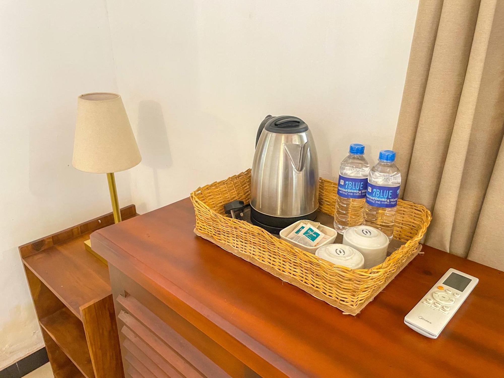 The Barns Villas And Restaurant Negombo Extérieur photo